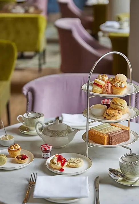 Clermont Victoria - Afternoon tea set