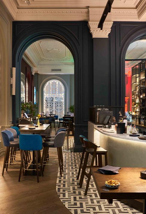 Clermont Victoria - The Soak - bar area