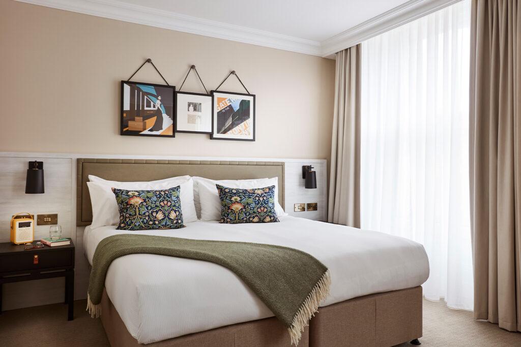 Clermont Victoria - Deluxe king room