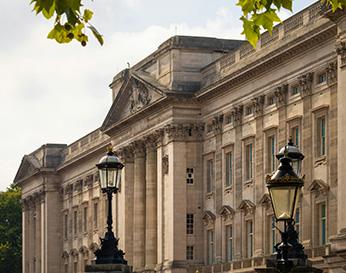 Clermont Victoria - Buckingham palace view