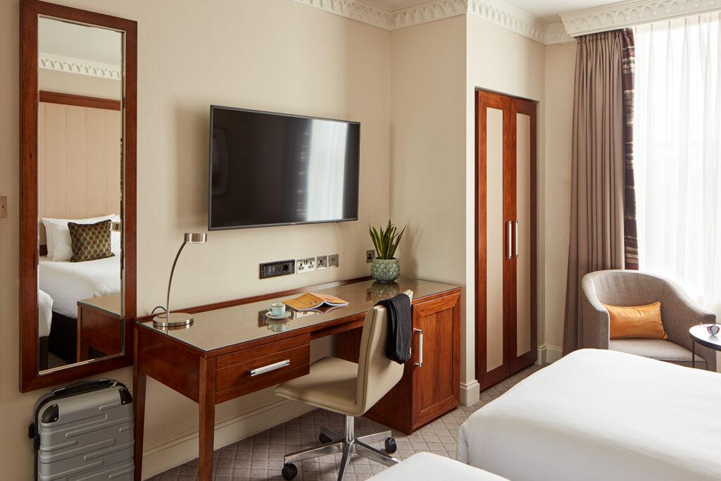 Clermont Charing Cross - Deluxe twin room